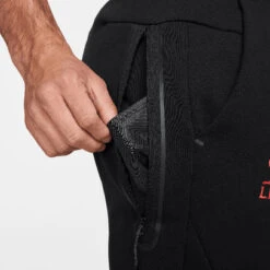 Nike Liverpool Tech Fleece Hose 2022-2023 -Fußballbedarf Rabatt 129839 5 1