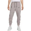 Nike Tottenham Hotspur Tech Fleece Hose -Fußballbedarf Rabatt 167911 1